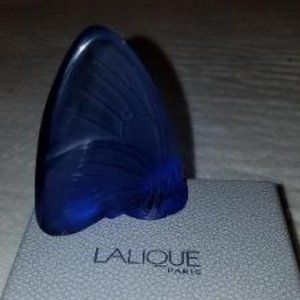 Lalique Closed Butterfly Saphire Ref 3011110